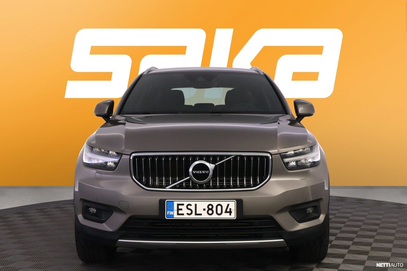 Volvo XC40 2021, photo 2/29