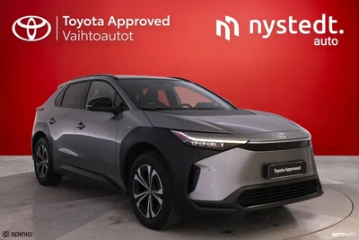 Toyota bZ4X Style AWD Edition 2024, photo 7/35