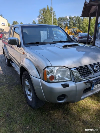 Nissan NP300 2.5d 4x4 off road 2011, photo 3/12
