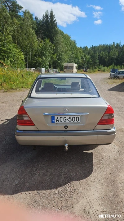 Mercedes-Benz C 1994, kuva 2/16