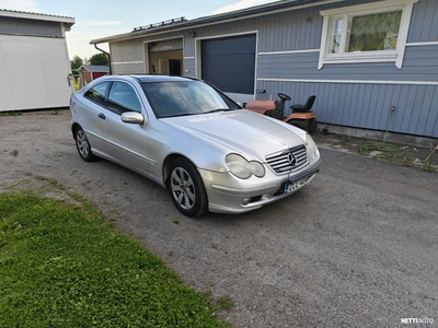 Mercedes-Benz C 2002, kuva 5/20