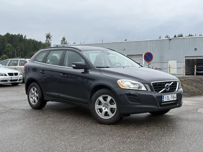 Volvo XC60 2012, photo 1/6