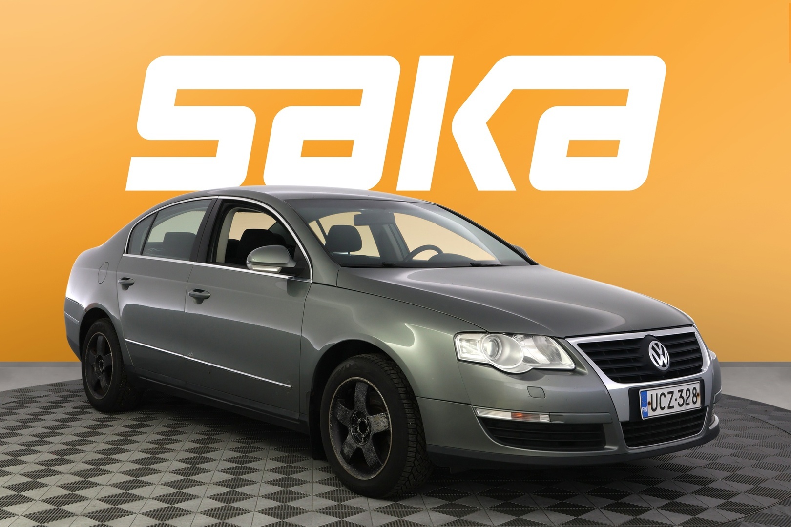 Volkswagen Passat 4D PASSAT SEDAN 2.0FSI-3C/271