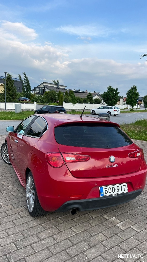 Alfa Romeo Giulietta 2011, kuva 7/11