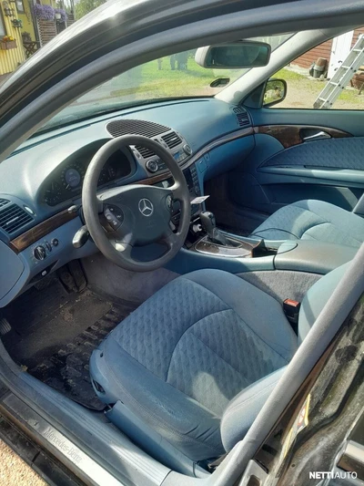 Mercedes-Benz 200 2003, kuva 2/8