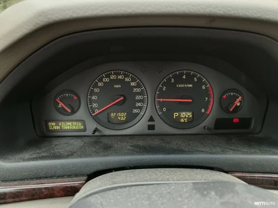 Volvo S80 2000, photo 3/6