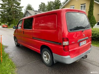 Toyota Hiace 2004, photo 4/14