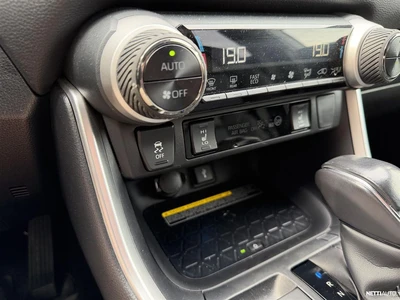 Toyota RAV4 2020, kuva 6/9