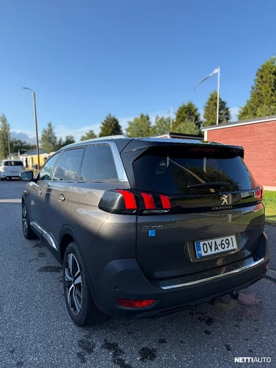 Peugeot 5008 2017, photo 5/16
