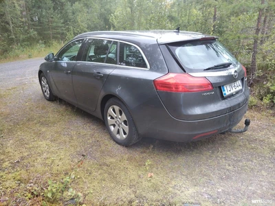 Opel Insignia 2011, kuva 2/12