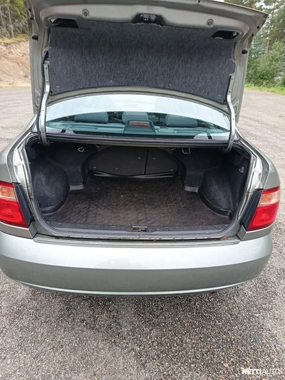 Nissan Almera 2005, kuva 6/8