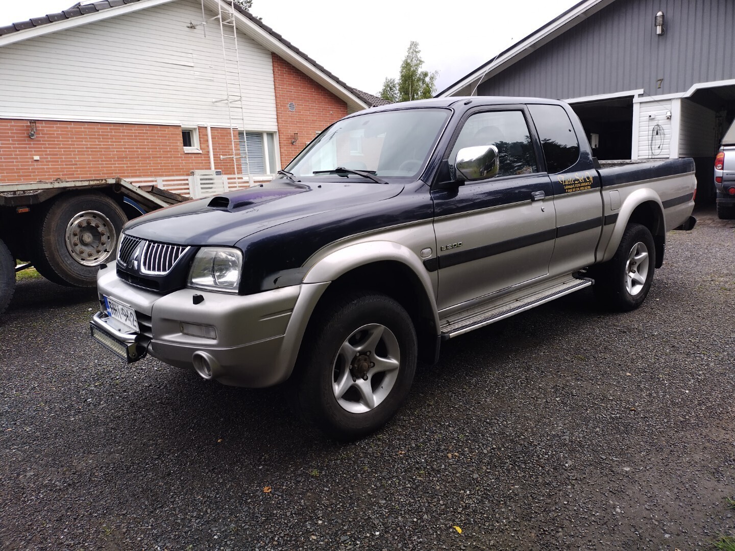 Mitsubishi L200