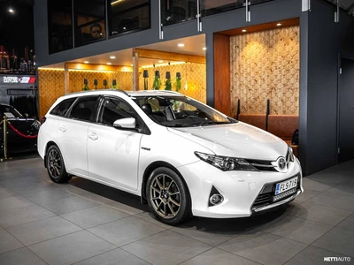 Toyota Auris 2015, kuva 5/10