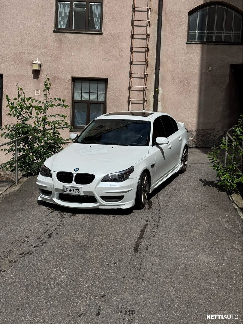 BMW 545