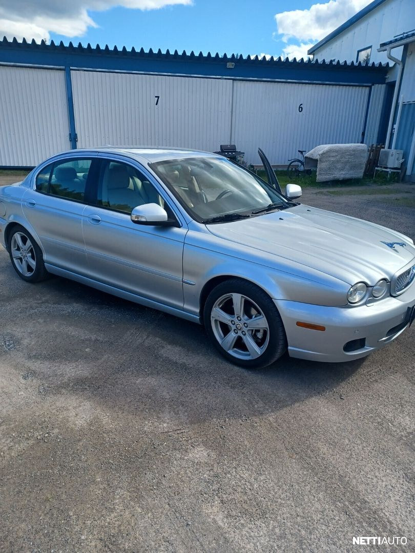 Jaguar X-type