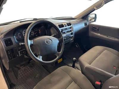 Toyota Hiace 2,5 D-4D 95 4ov pitkä 2011, photo 7/25