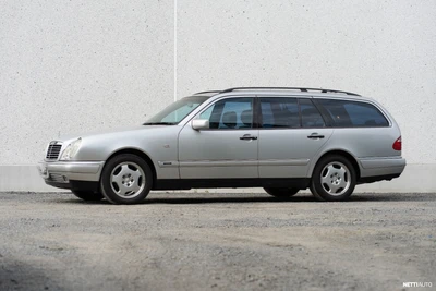 Mercedes-Benz E 320 1997, photo 6/19