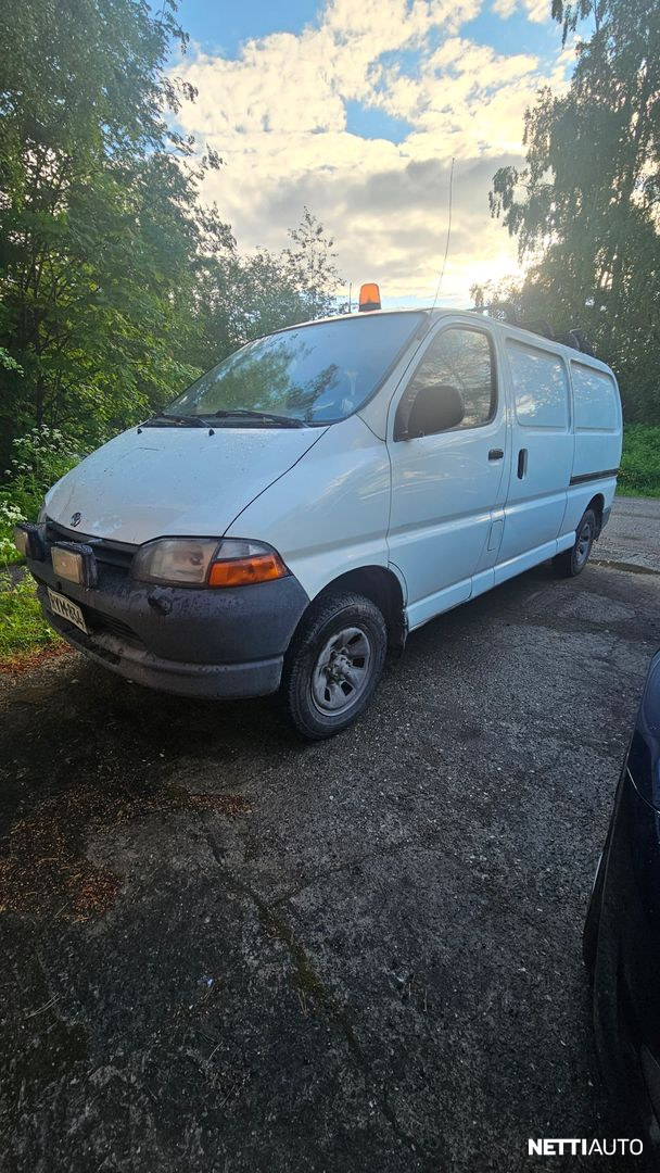 Toyota Hiace