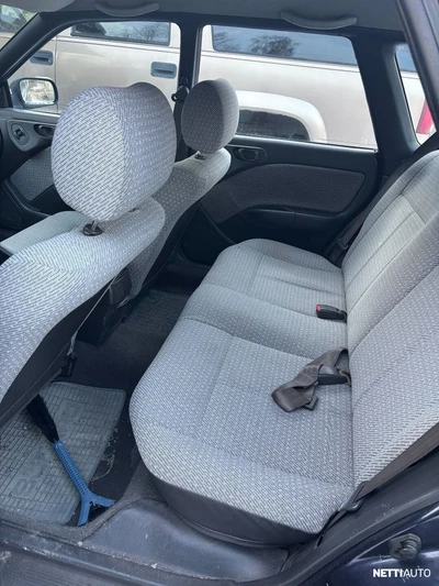 Subaru Legacy 1996, photo 5/6
