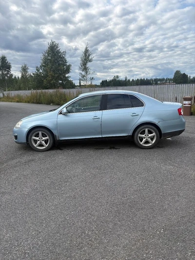 Volkswagen Jetta 2006, kuva 5/11