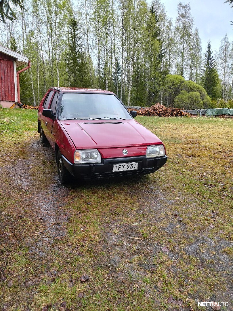 Skoda Favorit