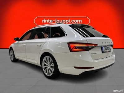 Skoda Superb 2021, kuva 7/38