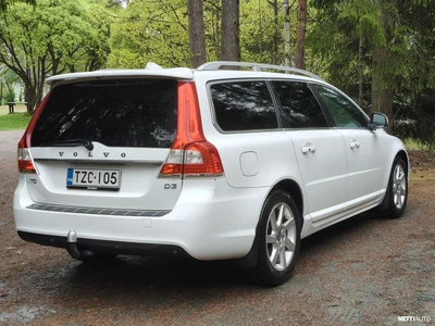 Volvo V70 D3 Summum aut 2014, photo 6/19