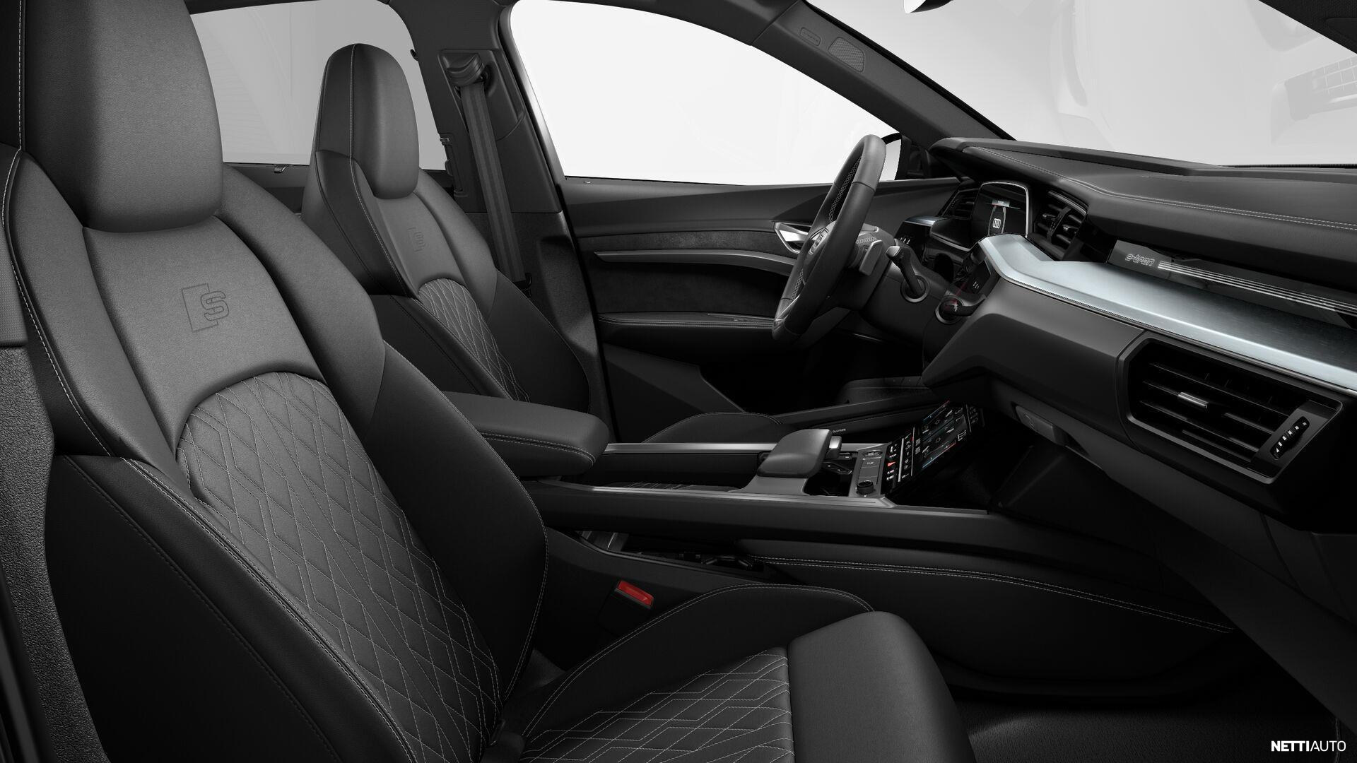 Audi e-tron 2022, photo 7/8