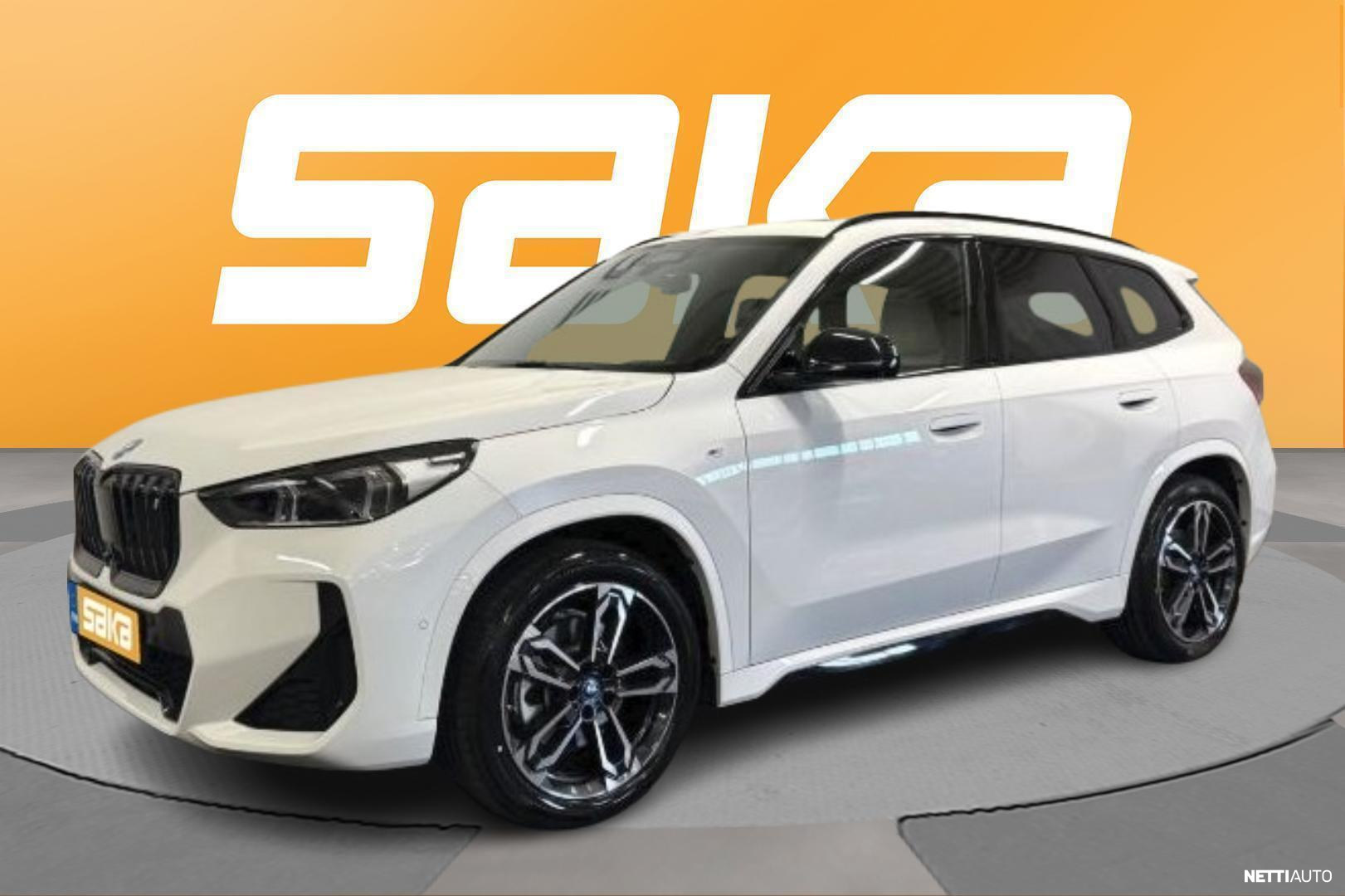 BMW iX1
