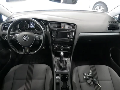 Volkswagen Golf 2016, kuva 7/17