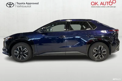Toyota bZ4X Launch Edition AWD Business 2025, photo 3/23