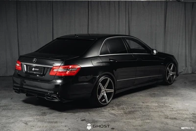 Mercedes-Benz E 2010, kuva 6/17