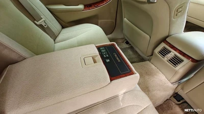 Toyota Crown Grs182 2005, kuva 6/7