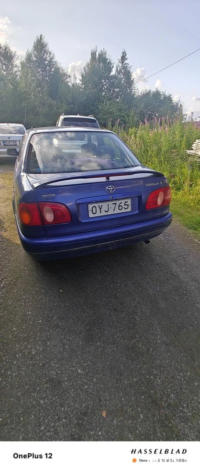 Toyota Corolla 2000, kuva 2/9