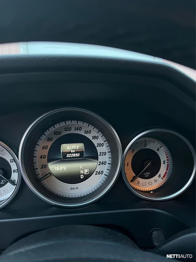Mercedes-Benz E BlueTec Premium Business 2016, kuva 4/6