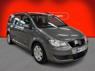 Volkswagen Touran 2008, photo 4/47