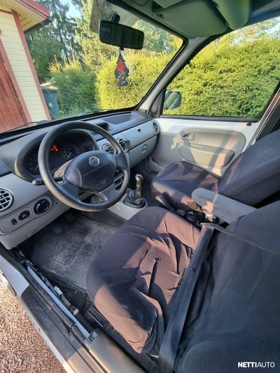 Nissan Kubistar 2009, photo 8/8