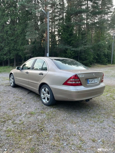 Mercedes-Benz C 200 W203 2003, kuva 3/10