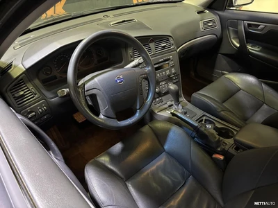Volvo V70 2,5T AWD Classic Aut 2003, kuva 5/15