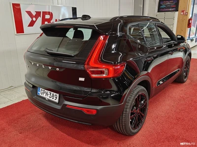 Volvo XC40 2023, photo 3/10