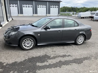 Saab 9-3 2011, kuva 1/15