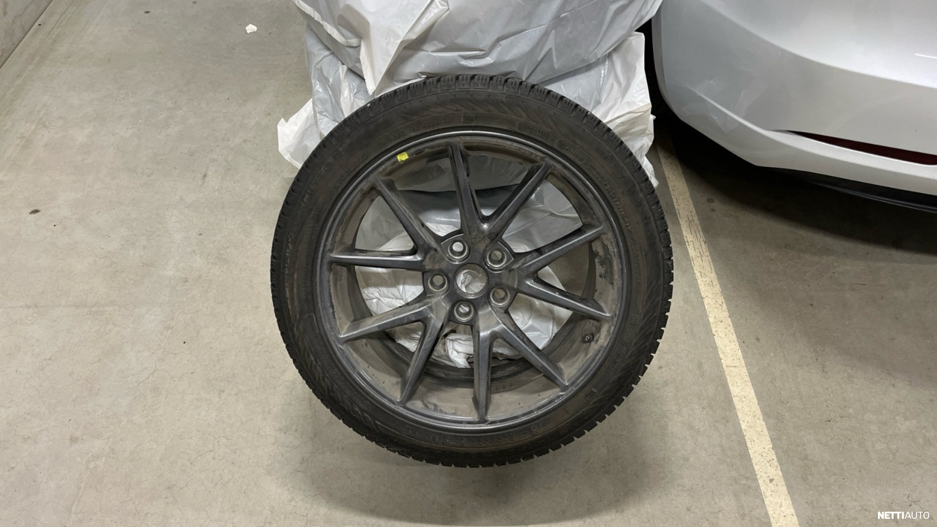Tesla Model 3 2023, photo 7/8