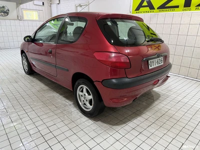 Peugeot 206 Juuri katsadtettu 2000, kuva 4/24