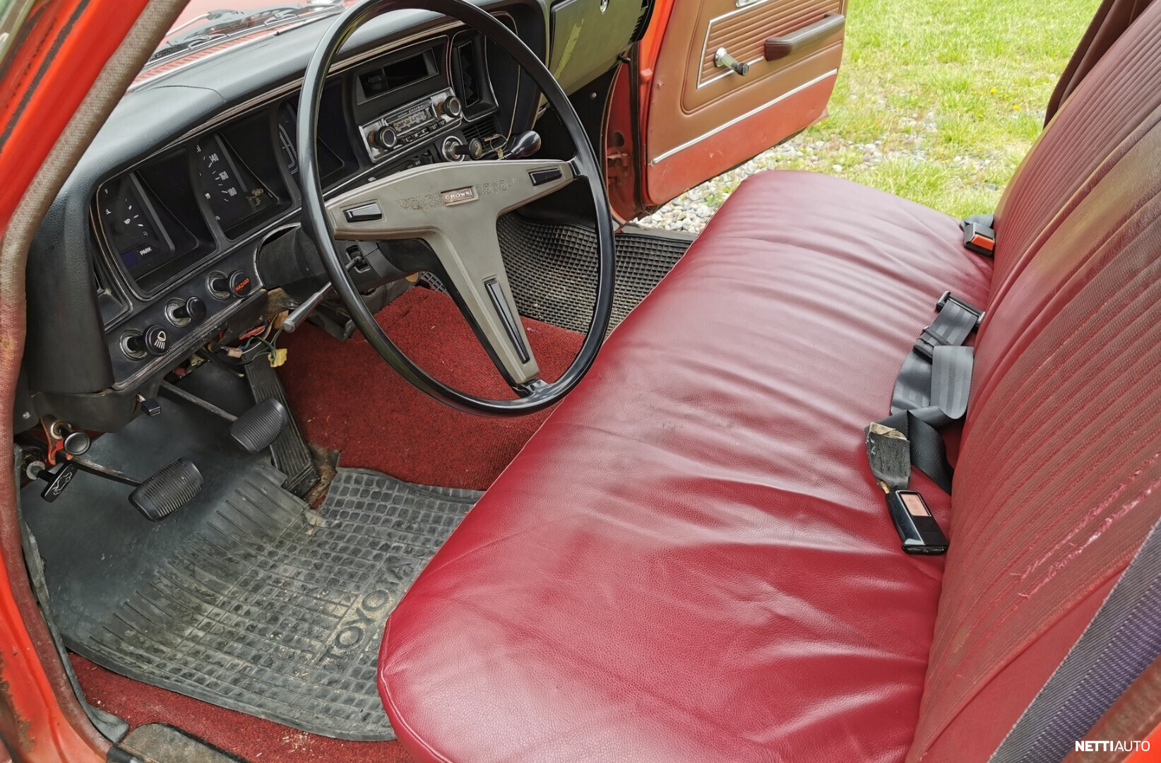 Toyota Crown 1973, kuva 4/13