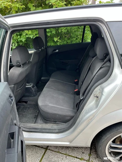 Opel Astra 2008, kuva 6/14