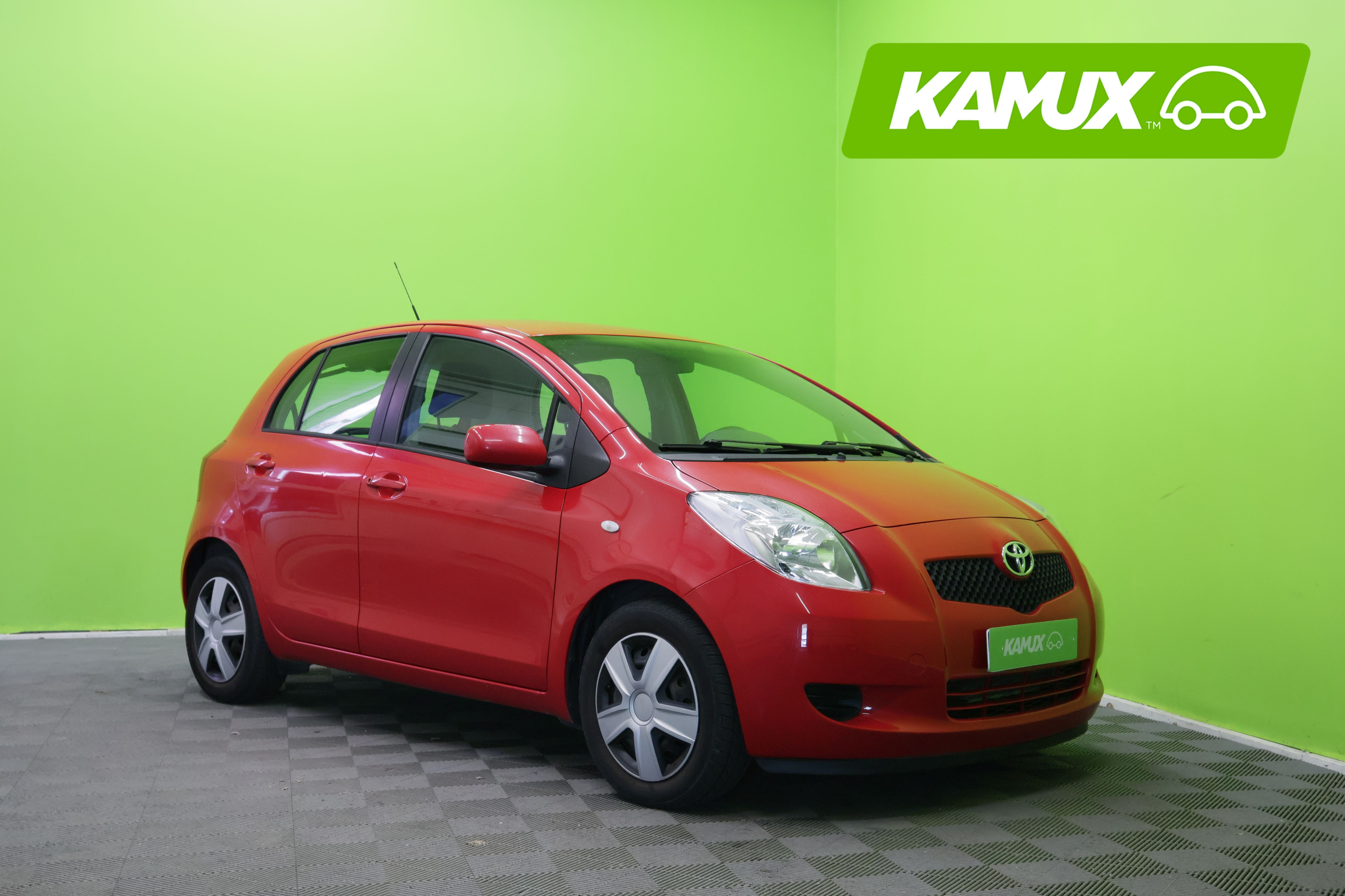 Toyota Yaris 1.0 VVT-i 5D
