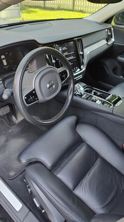 Volvo V60 2020, kuva 3/6