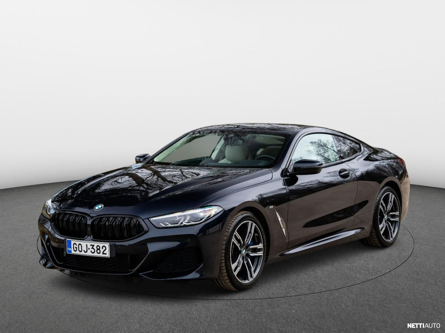 BMW 840