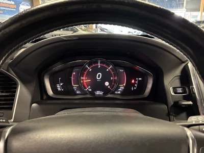 Volvo XC60 2017, kuva 7/7