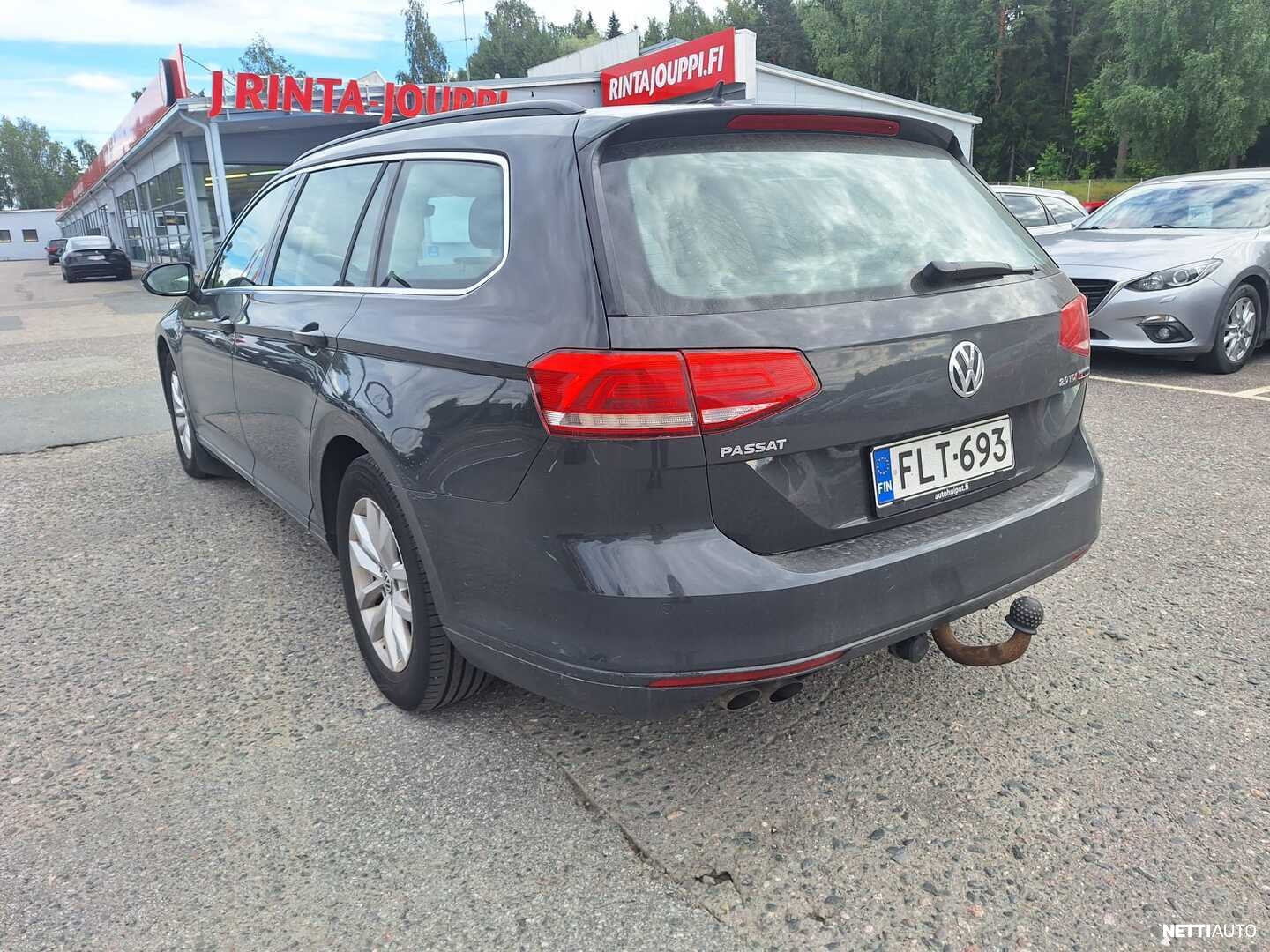Volkswagen Passat 2015, photo 3/5